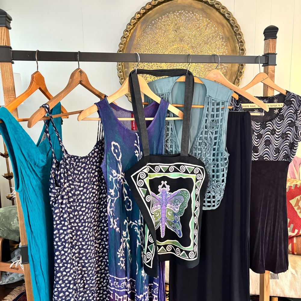 Vintage whimsigoth 1990s wholesale style bulk lot of 7 pieces dresses skirt vest